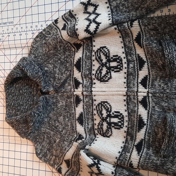 TNA 'Sea to Sky' Wool Sweater - Picture 2 of 6